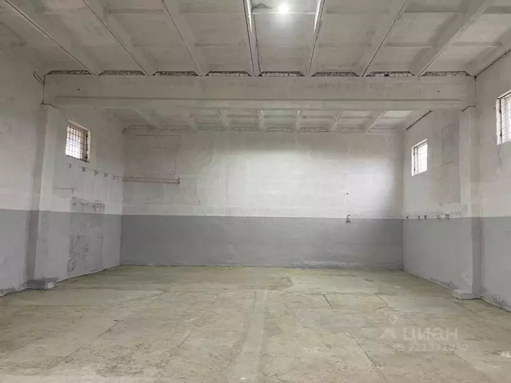 Помещение свободного назначения в Калужская область, Сухиничи ул. ... - Фото 1