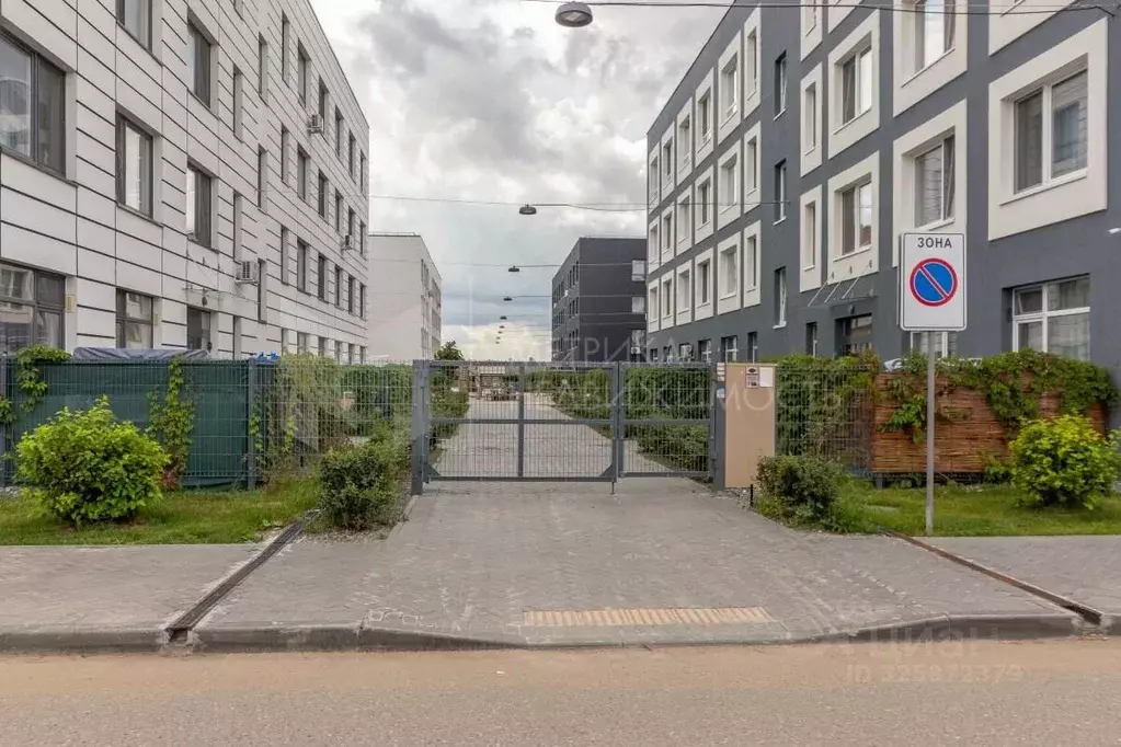 1-к кв. Тюменская область, Тюмень ул. Стройотрядовская, 8 (30.6 м) - Фото 1