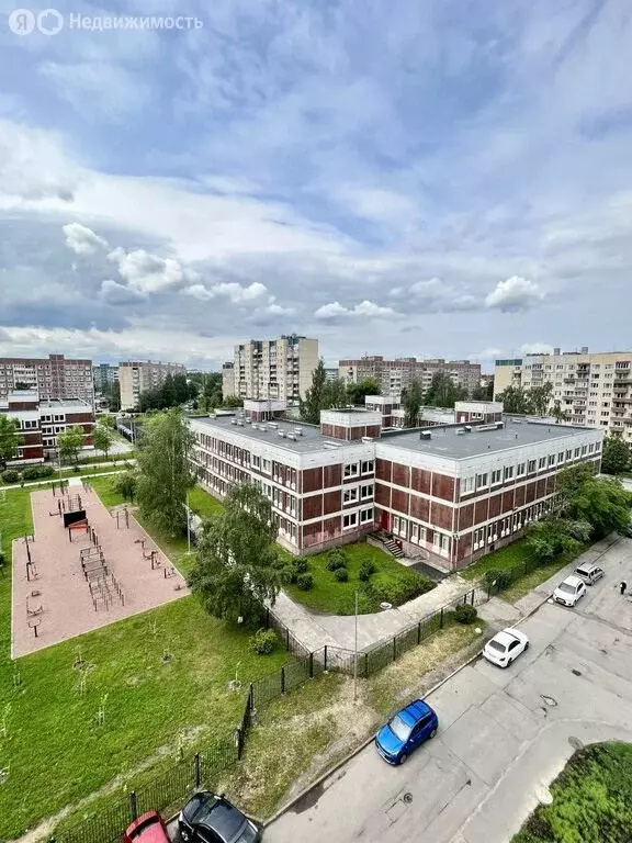 3-комнатная квартира: Колпино, Октябрьская улица, 71к1 (62 м) - Фото 0