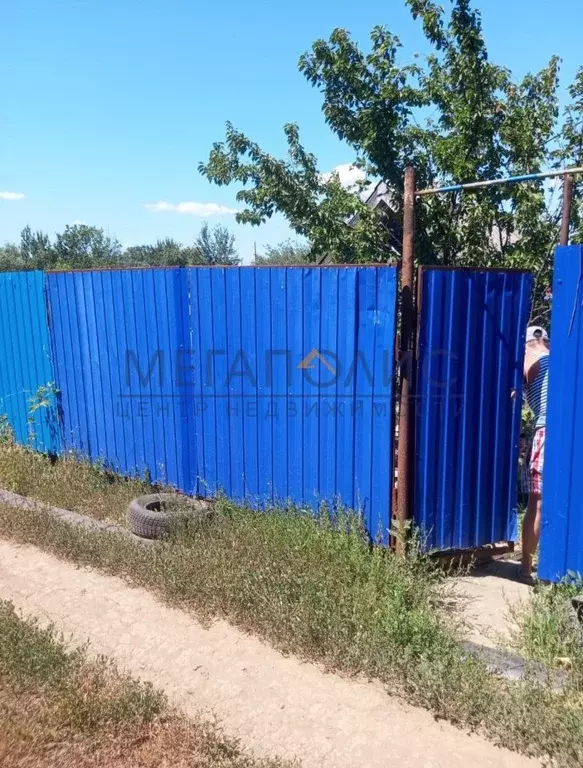 Дом в Саратовская область, Балаково Автомобилист СТ, ул. Центральная, ... - Фото 1