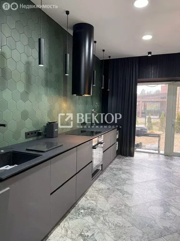Дом в Иваново, улица Окуловой, 73к21 (300 м) - Фото 0