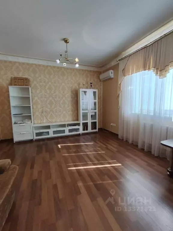 Дом в Крым, Симферополь Фонтаны кв-л,  (300 м) - Фото 0