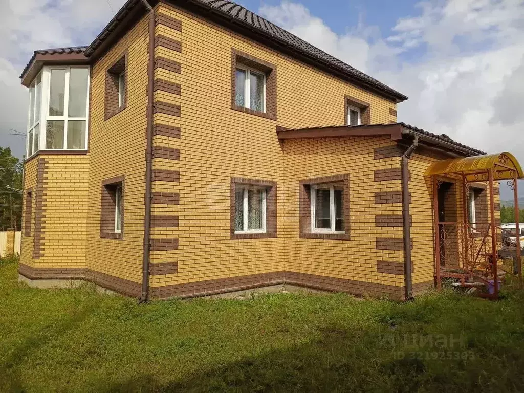 Дом в Бурятия, Улан-Удэ ул. Красный ручей, 26 (164 м) - Фото 1