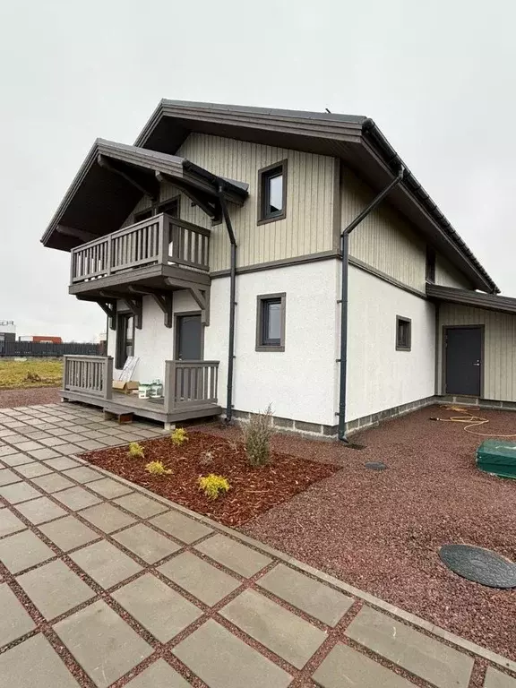 Дом в Ленинградская область, Ломоносовский район, Виллозское городское ... - Фото 1