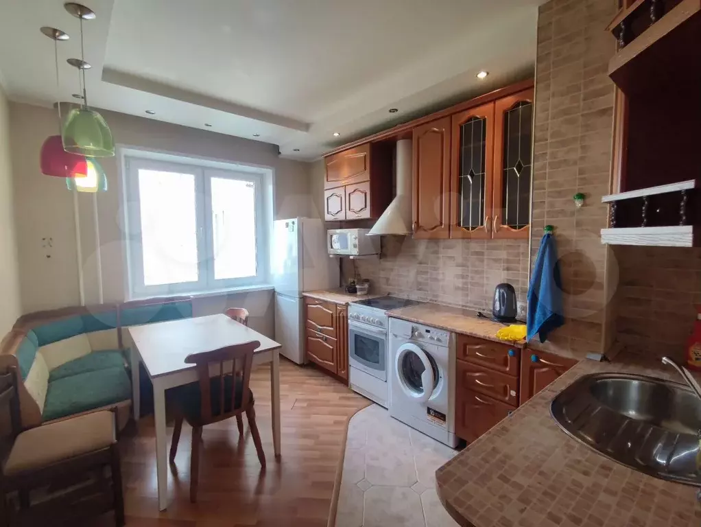 3-к. квартира, 66 м, 6/9 эт. - Фото 1