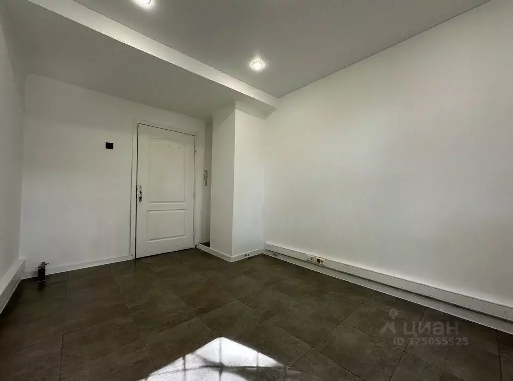 Помещение свободного назначения в Москва Ленинский просп., 39/1 (17 м) - Фото 2