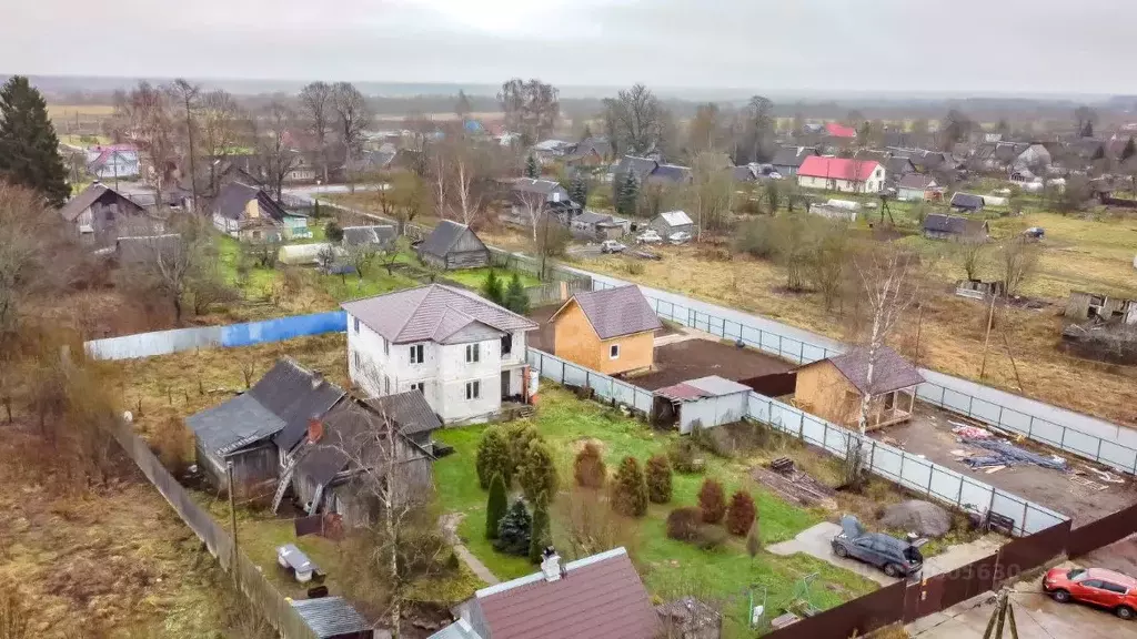 Дом в Ленинградская область, Гатчинский район, д. Куровицы Вырицкий ... - Фото 1