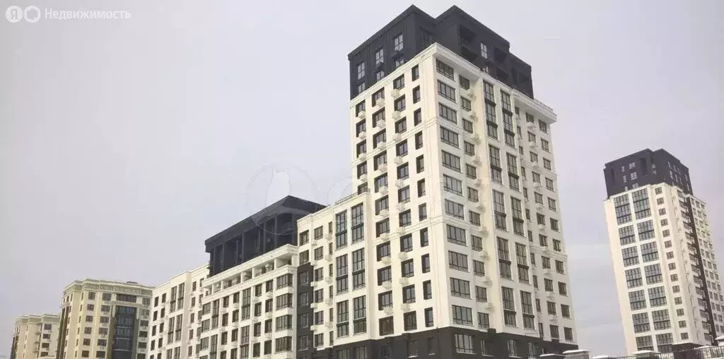 Квартира-студия: Тюмень, улица Братьев Бондаревых, 5 (23 м) - Фото 1