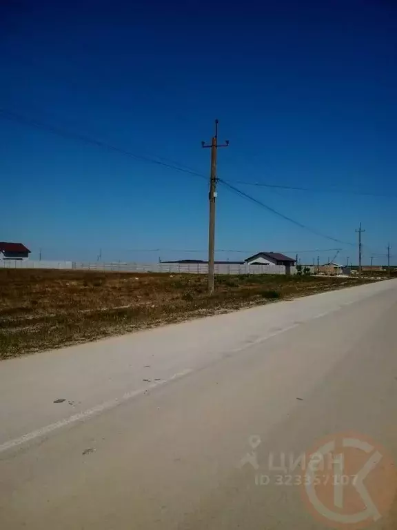 Участок в Крым, Сакский район, Суворовское с/пос, с. Великое ул. ... - Фото 1