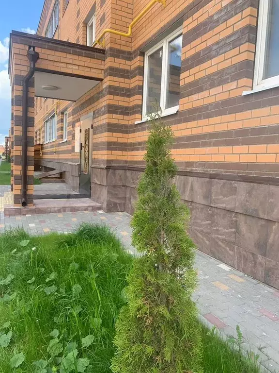 1-к. квартира, 43,8 м, 1/3 эт. - Фото 0