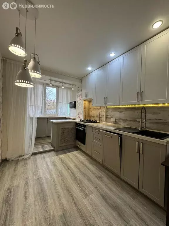 3-комнатная квартира: Воскресенск, улица Зелинского, 26А (72 м) - Фото 2