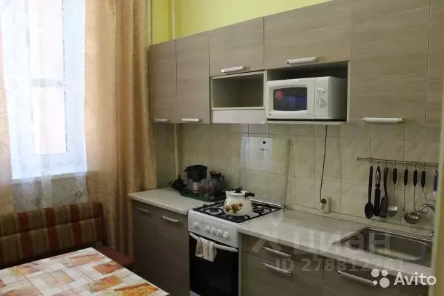 3-к кв. Псковская область, Псков ул. Максима Горького, 14/6 (76.0 м) - Фото 1