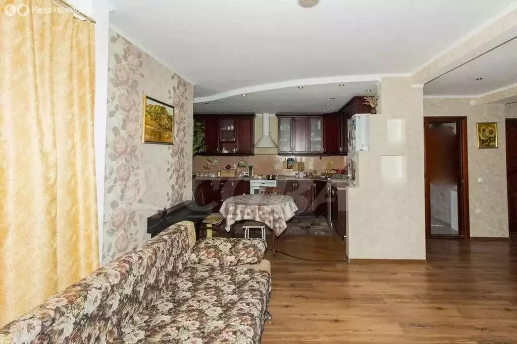 3-комнатная квартира: Тюмень, Амурская улица, 2 (62 м) - Фото 1