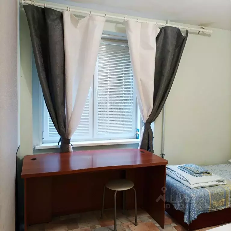 Комната Свердловская область, Екатеринбург ул. Пехотинцев, 7 (10.0 м) - Фото 1