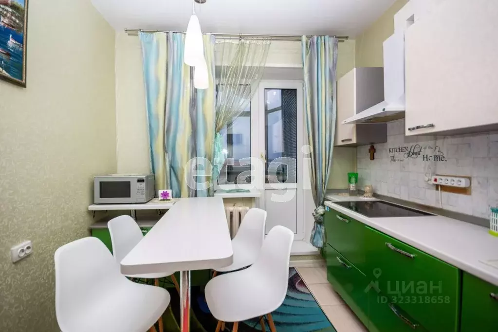 2-к кв. Ханты-Мансийский АО, Сургут ул. Дзержинского, 7/3 (59.0 м) - Фото 1