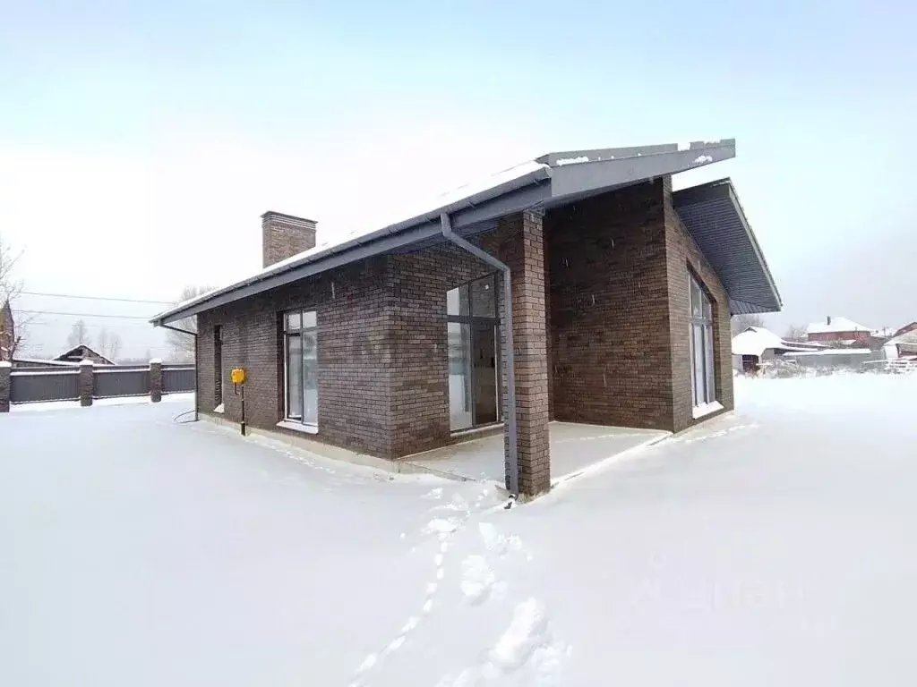 Дом в Калужская область, Калуга городской округ, д. Шопино 62 (120 м) - Фото 1