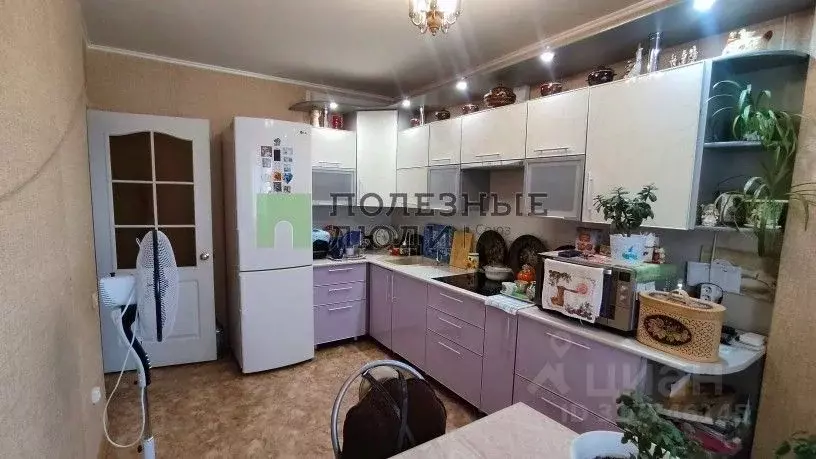 2-к кв. Иркутская область, Ангарск 29-й мкр, 25 (55.7 м) - Фото 0