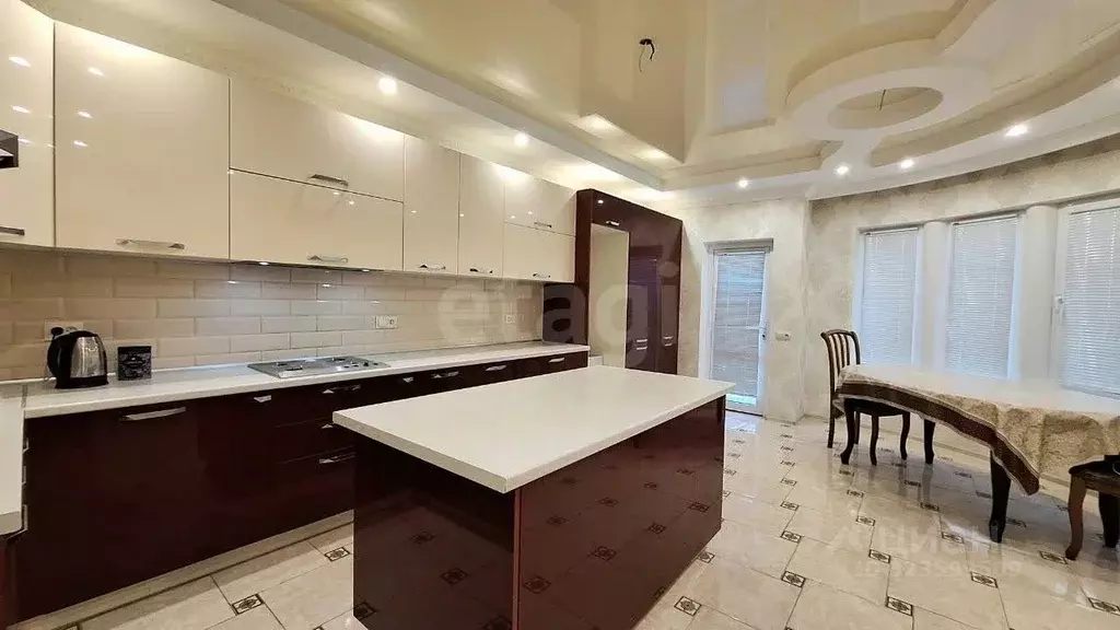 Дом в Крым, Симферопольский район, Перовское с/пос, с. Украинка ул. ... - Фото 1