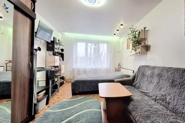 Комната 25 м в 1-к., 1/8 эт. - Фото 0