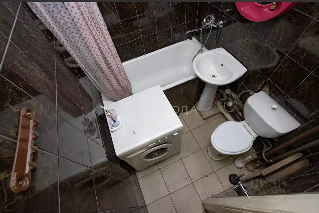 3-к кв. Кемеровская область, Новокузнецк Черноморская ул., 10 (55.0 м) - Фото 1