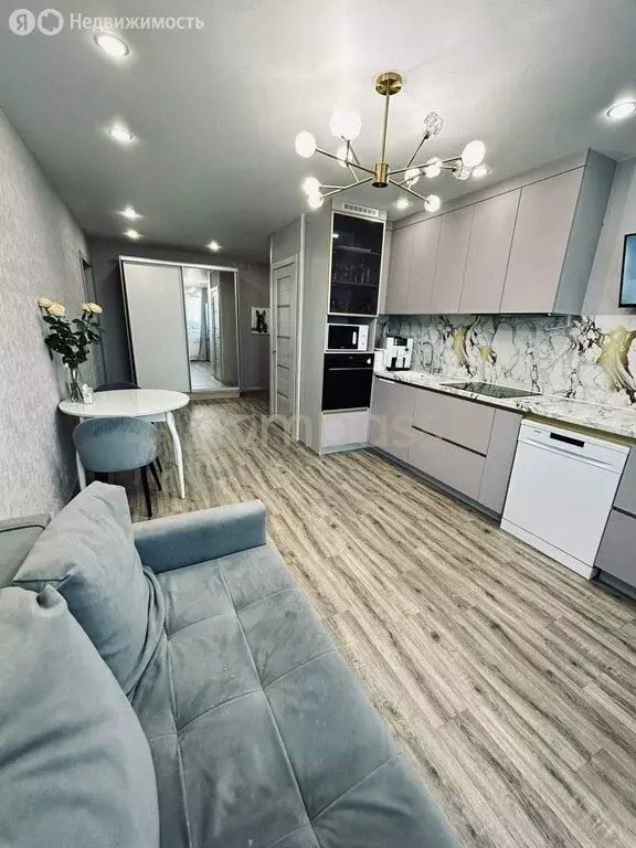 2-комнатная квартира: Тюмень, улица Константина Посьета, 11к1 (66 м) - Фото 1