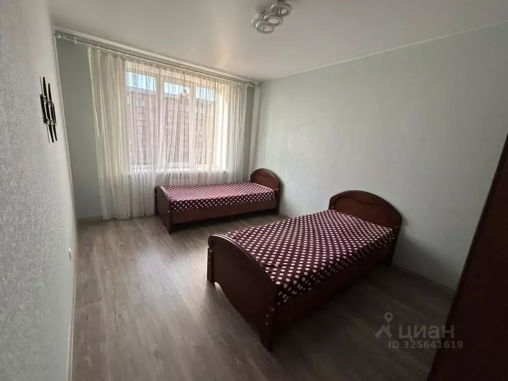 3-к кв. Северная Осетия, Владикавказ ул. Курсантов-Кировцев, 37 (90.0 ... - Фото 1