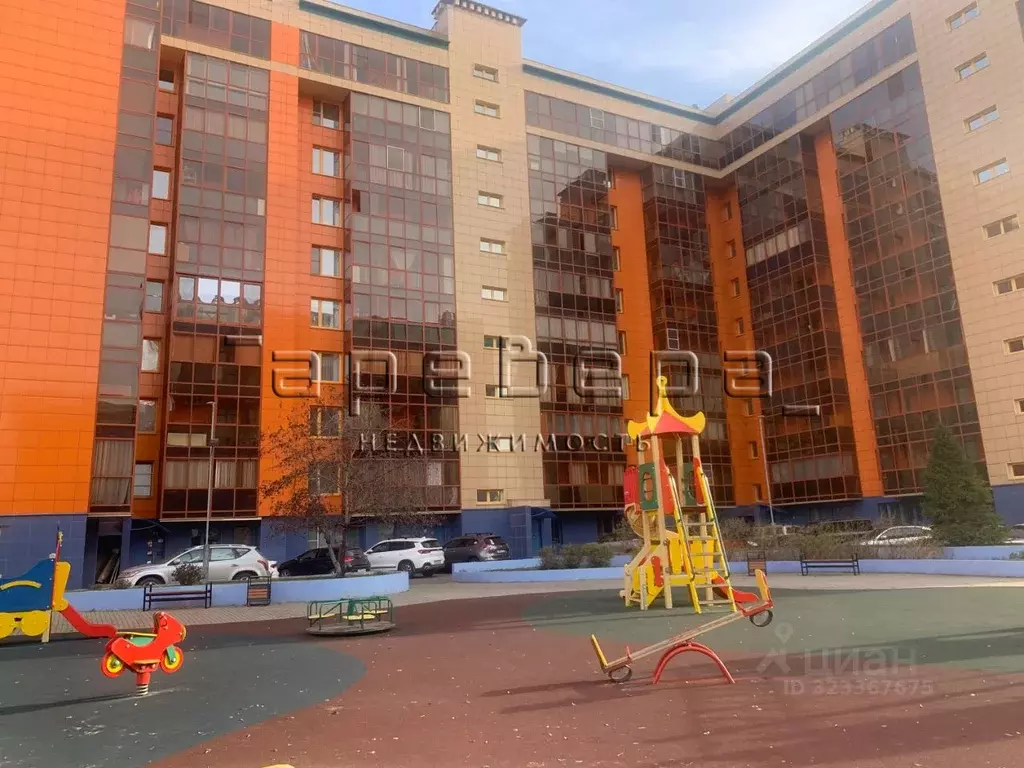 3-к кв. Красноярский край, Красноярск Навигационная ул., 4 (86.9 м) - Фото 1