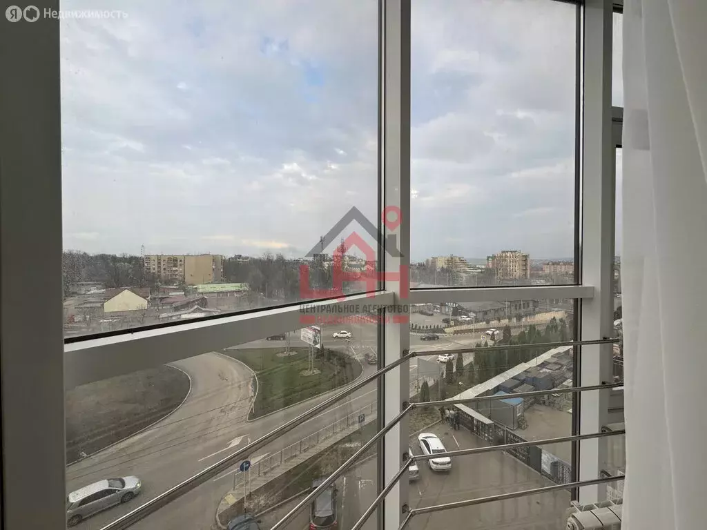 2-комнатная квартира: Ессентуки, улица Буачидзе, 1к1 (84.4 м) - Фото 1