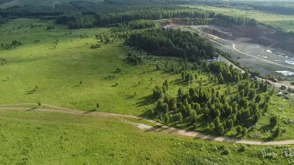 Участок в Свердловская область, Березовский Театральная ул. (10.0 ... - Фото 0
