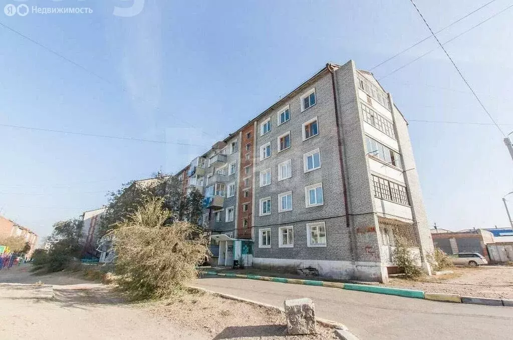 3-комнатная квартира: Улан-Удэ, улица Шумяцкого, 14 (65.3 м) - Фото 0