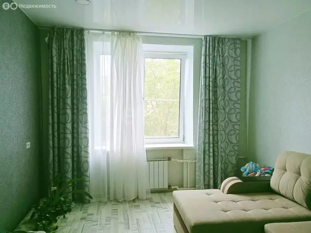 2-комнатная квартира: Златоуст, улица Тургенева, 12 (55.7 м) - Фото 0