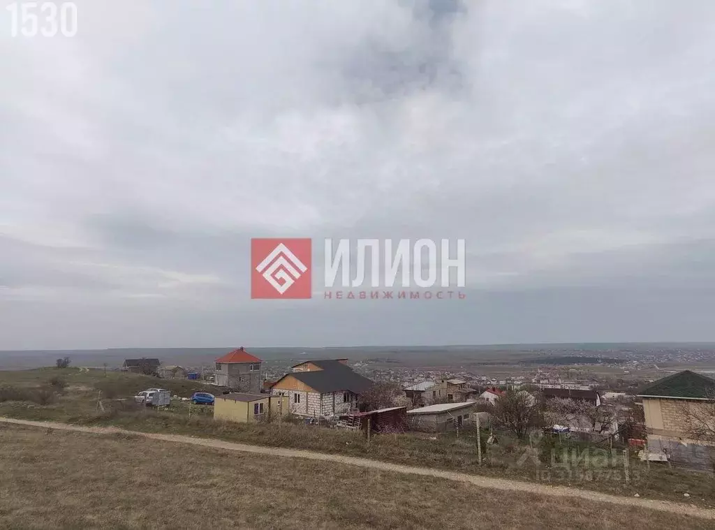 Участок в Крым, Феодосия городской округ, с. Солнечное ул. ... - Фото 1
