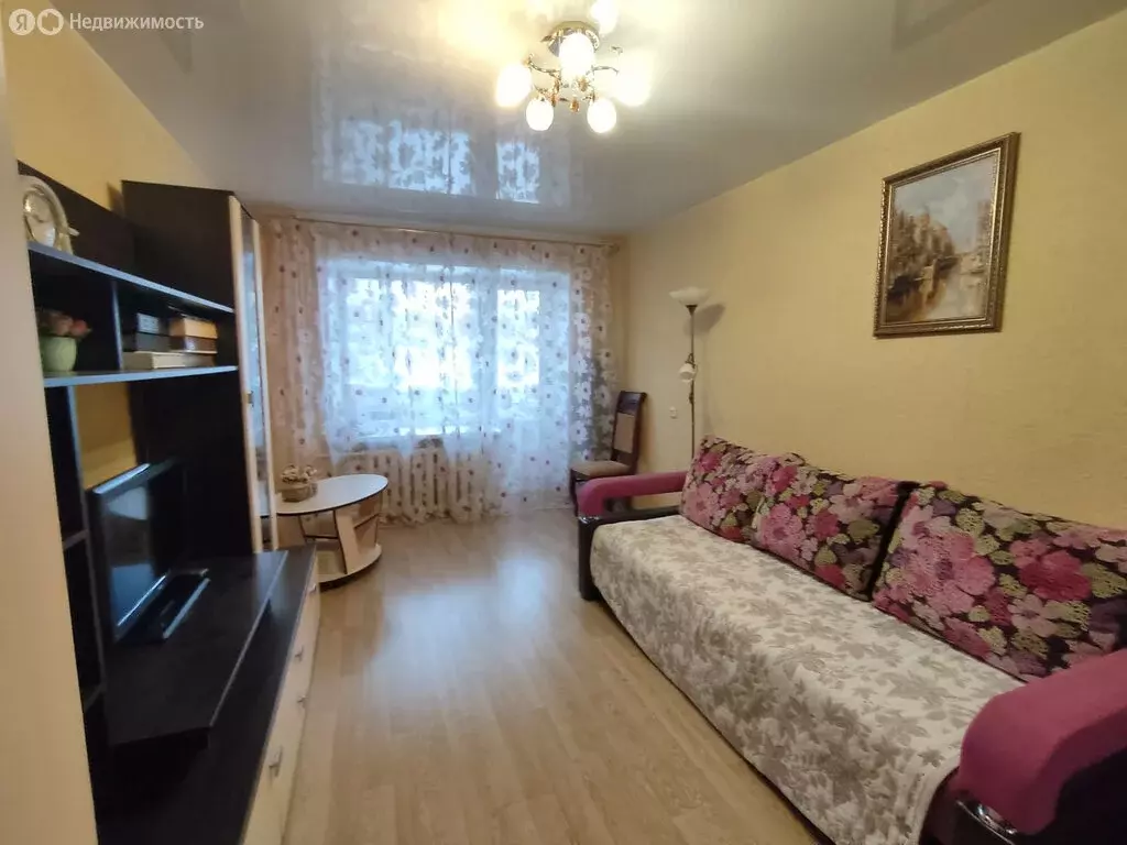 3-комнатная квартира: Киров, Пролетарская улица, 21 (57.1 м) - Фото 1