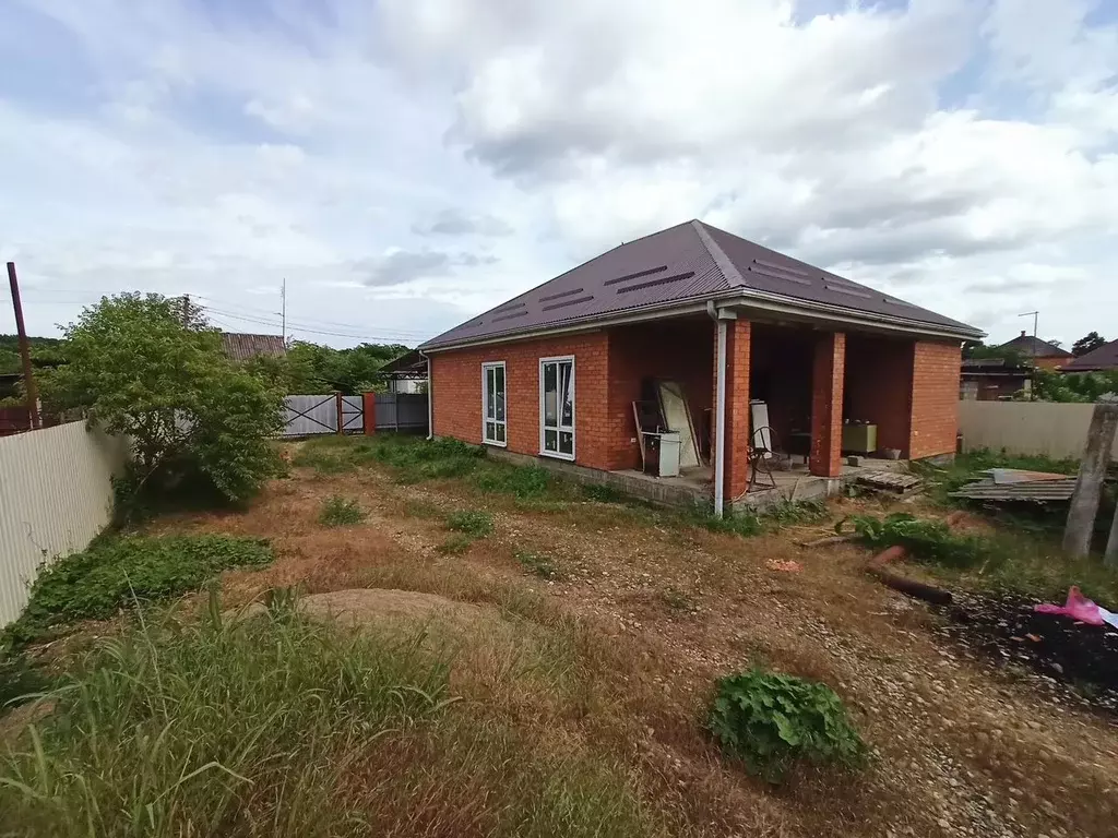 Дом в Краснодарский край, Апшеронский район, Кубанская ст-ца Кузнечная ... - Фото 1