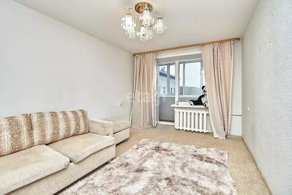 2-к кв. Тюменская область, Тюмень Гилево мкр, ул. Вербная, 1А (46.9 м) - Фото 1