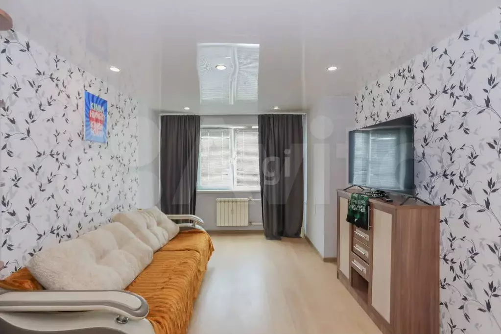 1-к. квартира, 38 м, 9/9 эт. - Фото 0