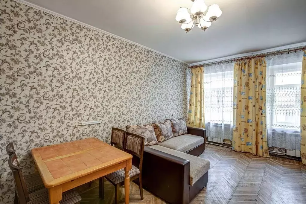 Комната Санкт-Петербург Московский просп., 45Б (30.4 м) - Фото 1