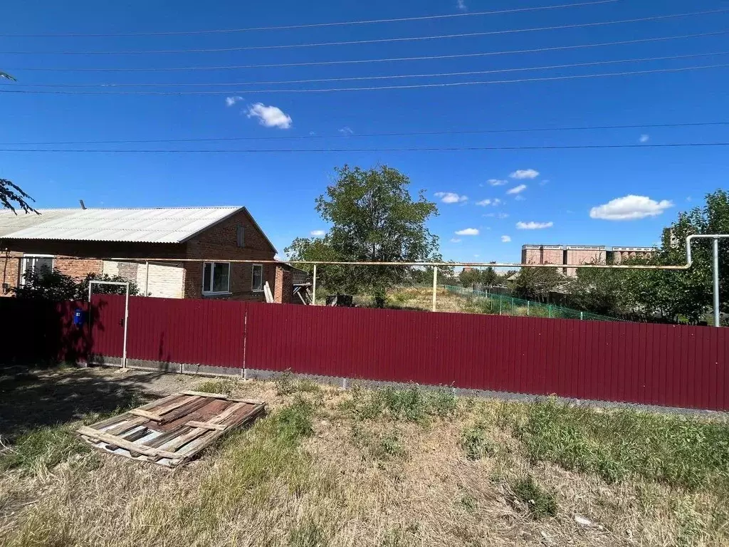 Дом в Ростовская область, с. Дубовское ул. Садовая, 9 (72 м) - Фото 1