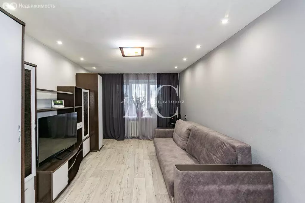 3-комнатная квартира: Екатеринбург, Стахановская улица, 29 (59.9 м) - Фото 1