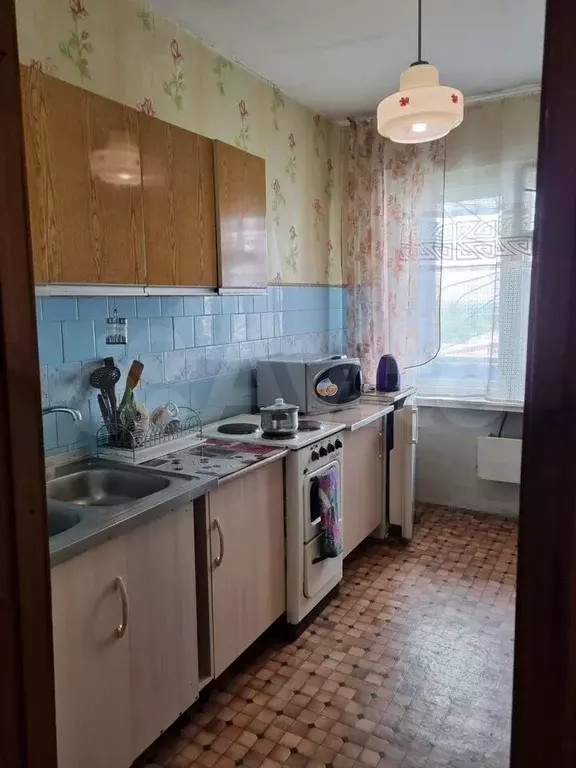 Комната 14 м в 3-к., 6/9 эт. - Фото 1
