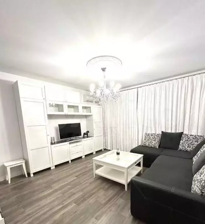 1-к. квартира, 40 м, 5/12 эт. - Фото 1