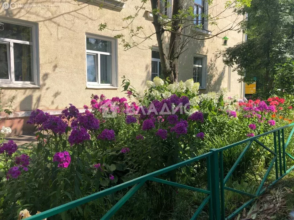 3-комнатная квартира: микрорайон Львовский, улица Горького, 1 (74.2 м) - Фото 2