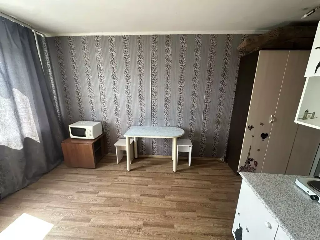 1-к кв. Кемеровская область, Кемерово ул. Федоровского, 26 (17.0 м) - Фото 2