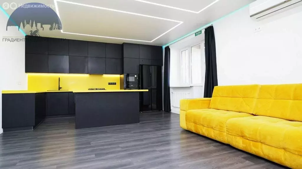 3-комнатная квартира: Казань, улица Галиаскара Камала, 49 (129 м) - Фото 2