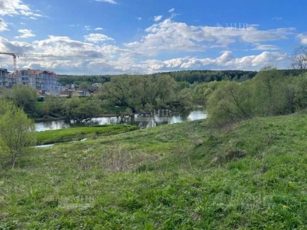 Участок в Московская область, Истра городской округ, д. Лобаново  ... - Фото 0