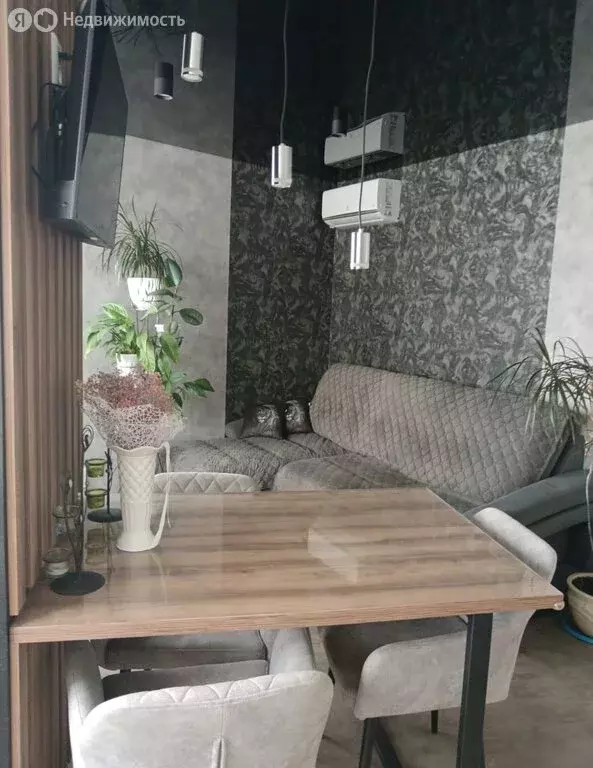 3-комнатная квартира: Заречный, Ахунская улица, 25 (79 м) - Фото 1