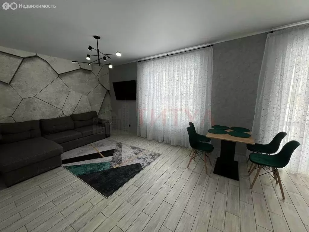 Дом в Старый Оскол, Владимирская улица (115 м) - Фото 1