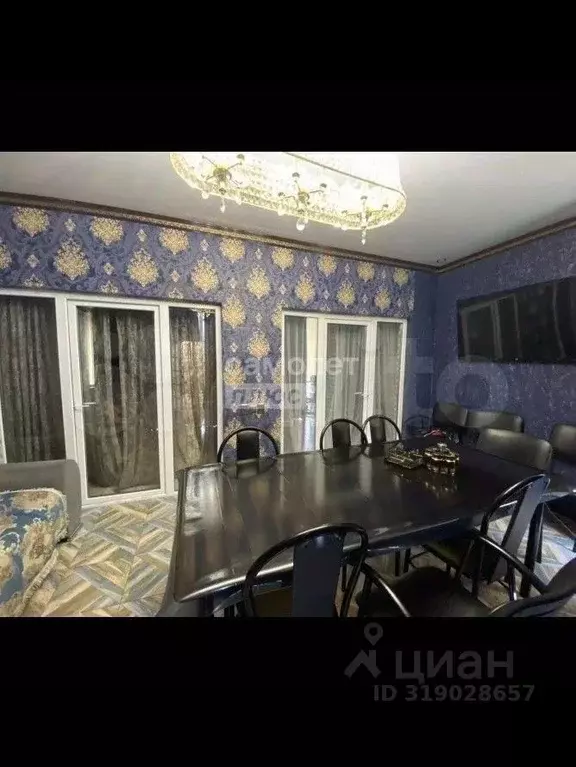 5-к кв. Кабардино-Балкария, Нальчик ул. Затишье, 5 (194.0 м) - Фото 0