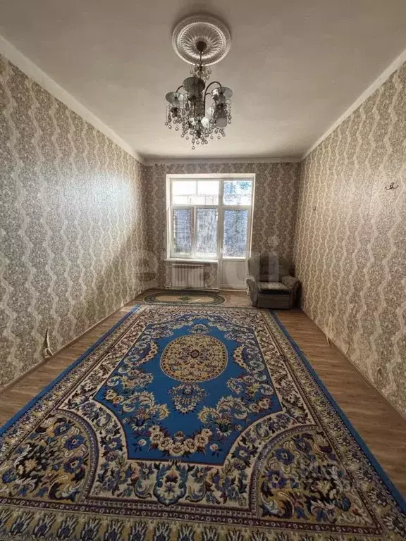 2-к кв. Дагестан, Каспийск просп. М. Омарова, 100 (83.0 м) - Фото 0