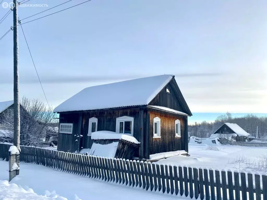 Дом в посёлок Октябрьский, улица Революции, 12 (85 м) - Фото 0